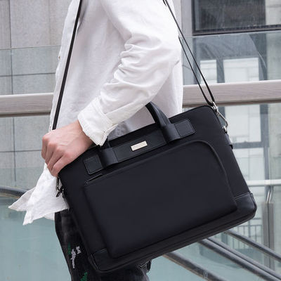 Borsa per laptop con cintura a spalla colore nero