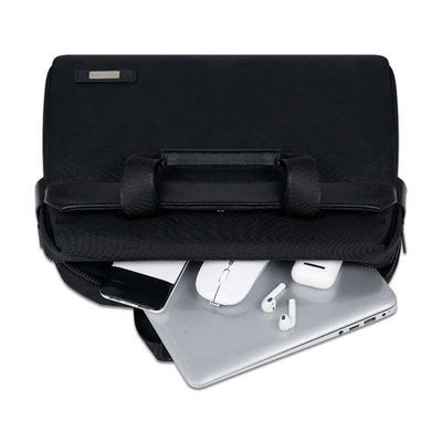13Borsa portatile impermeabile da 15 pollici con cintura a spalla