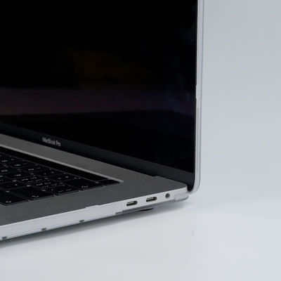Cassa protettiva per Macbook in plastica a guscio rigido Slim Matte con base antiscivolo